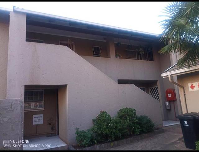 2 BEDROOM APARTMENT FOR SALE IN BOKSBURG EAST
